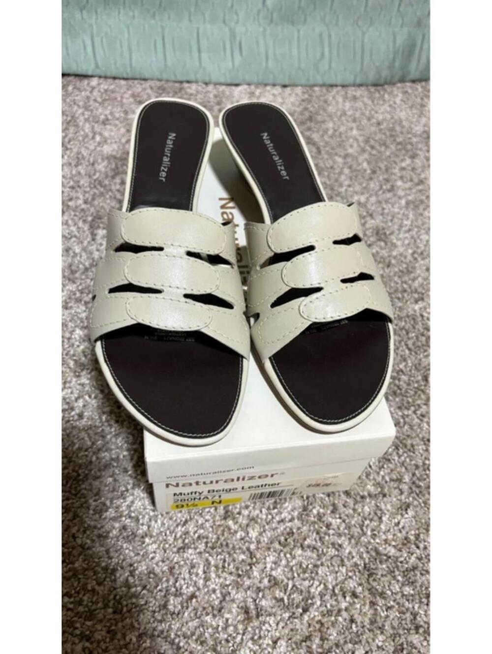Naturalizer Sandals Women size 9.5 N